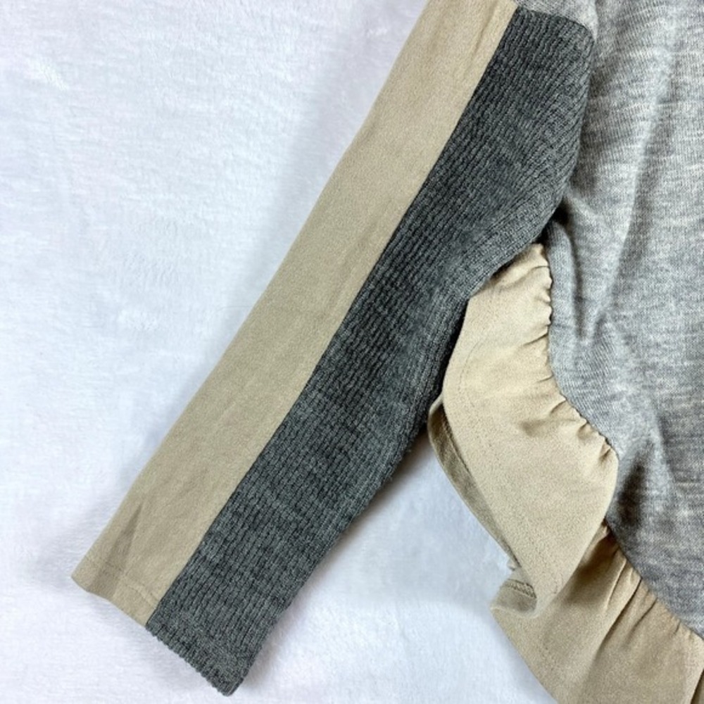 2/$30 THML Anthropologie Blouse‎ Top Sz XS Grey Knit Ruffle Faux Suede Accent - Picture 5 of 13